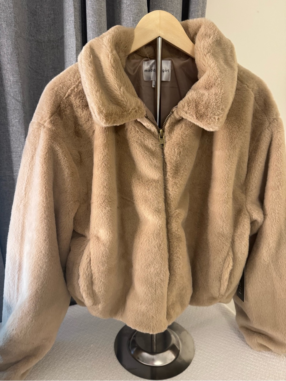 Madden Girl Plush Faux Fur Teddy Jacket in Beige Taupe
